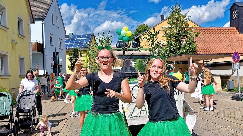 Kerwa in Kemmern: Wenn der Gaaßbock durch den Ort zieht Kerwa in Kemmern: Wenn der Gaaßbock durch den Ort zieht