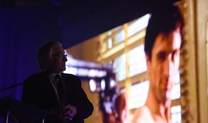 Robert De Niro und eine Szene aus dem Film "Taxi Driver"