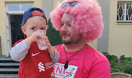 Pinklauf in Bad Brückenau: Neuseeländer Tony Dixon dabei Pinklauf in Bad Brückenau: Neuseeländer Tony Dixon dabei