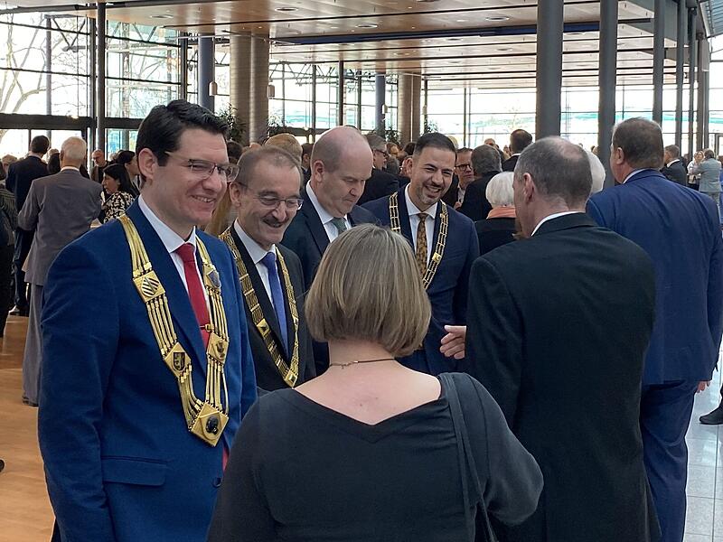 Neujahrsempfang Coburg: Ausgeloste B&uuml;rger und das Freibad