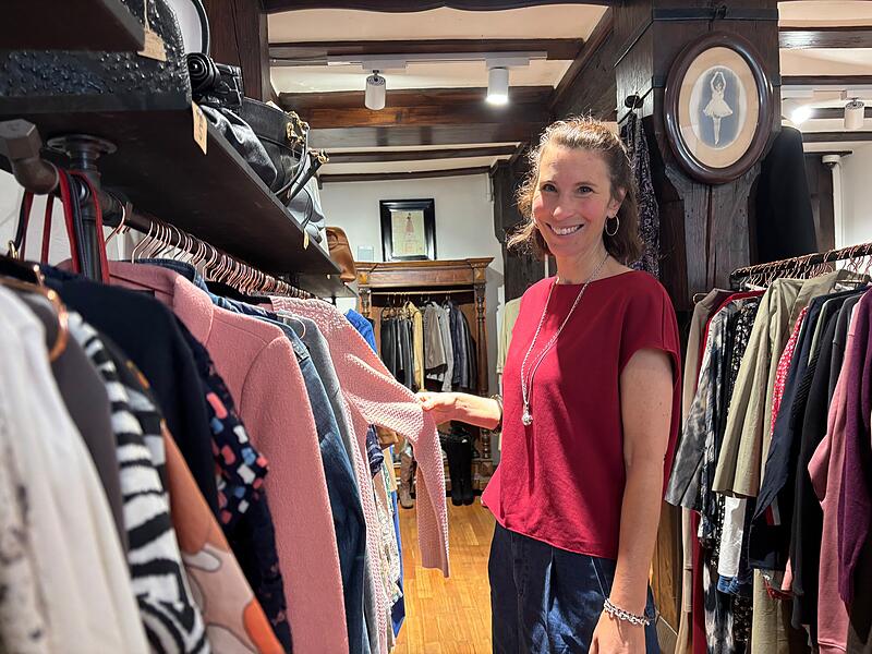 Second Hand Laden schließt Ab Juli zieht Anne Böhm einen Schlussstrich unter ihr einstiges Herzensprojekt, ihr Second-Hand-Lädchen. Damit das Konzept hinter dem Laden nicht verschwindet, wünscht sich die Bambergerin jemanden, der die Idee weiterführt – samt Inventar, Homepage und Kassensystem.