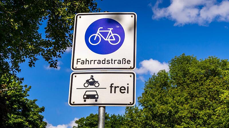 Gute Nachricht für Forchheims Rad-Enthusiasten: Ab Frühjahr 2026 wird es in der Königsstadt eine erste Fahrradstraße geben. Was das bedeutet und warum vor allem Schüler profitieren sollen.