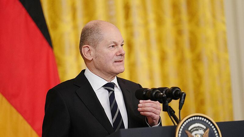 Bundeskanzler Olaf Scholz nahm sich rund eine Stunde Zeit f&uuml;r ein  vertrauliches Gespr&auml;ch mit  elf US-Senatoren. Dabei hat der Sozialdemokrat offenbar einen guten Eindruck hinterlassen.