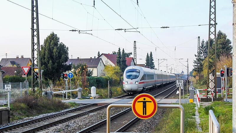 Die Tage des Bahnübergangs in Altendorf sind gezählt.