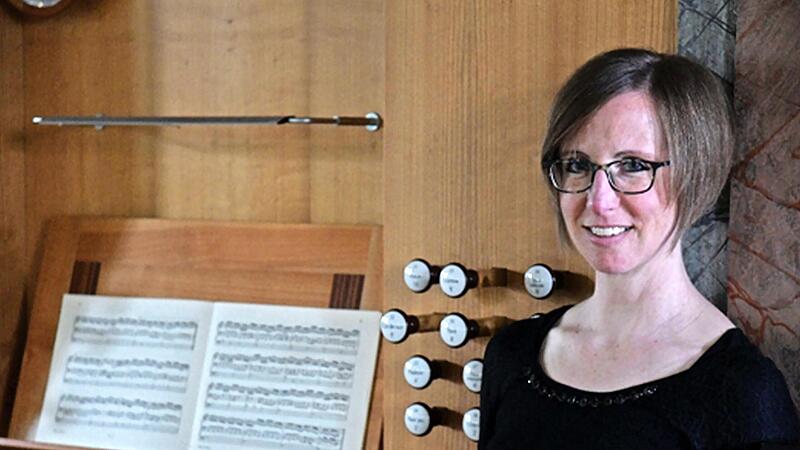 Die Konzertorganistin Barbara Bachmayr spielt am Sonntag in der Christuskirche Neunkirchen.