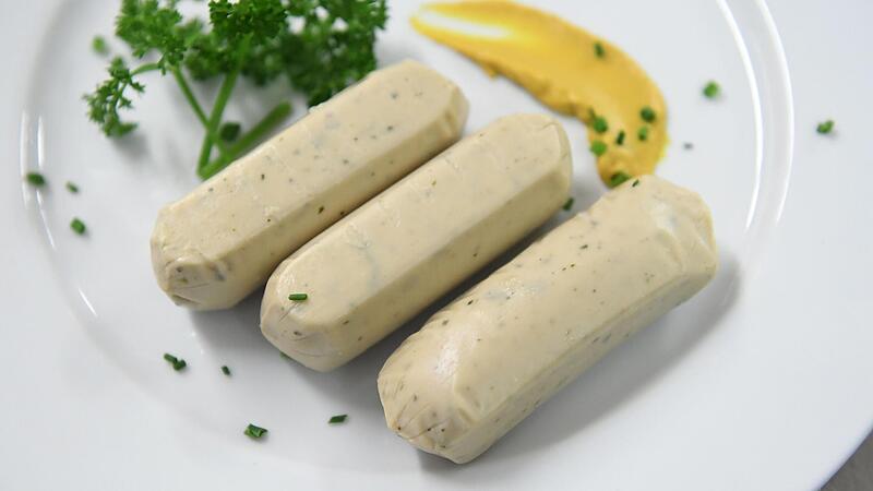 So sieht wahrscheinlich der Alptraum f&uuml;r die Leute vom &bdquo;Verein zum Erhalt der bayerischen Wirtshauskultur&ldquo; aus: vegane Wei&szlig;w&uuml;rste.