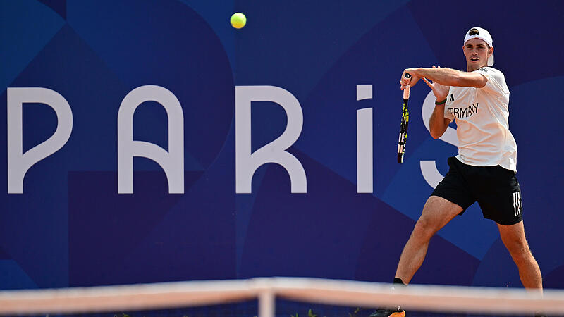 Maximilian Marterer hat sein Erstrunden-Match in Paris gewonnen.