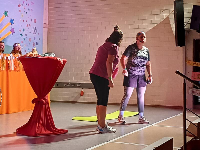 Weiberfasching Aura
