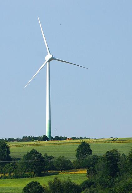 Das Windrad bei Sassendorf, das von den Stadtwerken demnächst „repowered" werden soll.