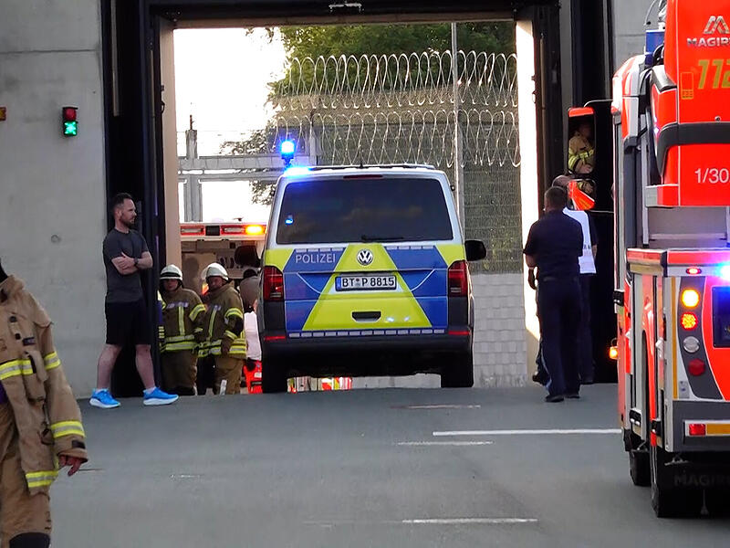 Die Polizei hat Ermittlungen zur Brandursache aufgenommen.