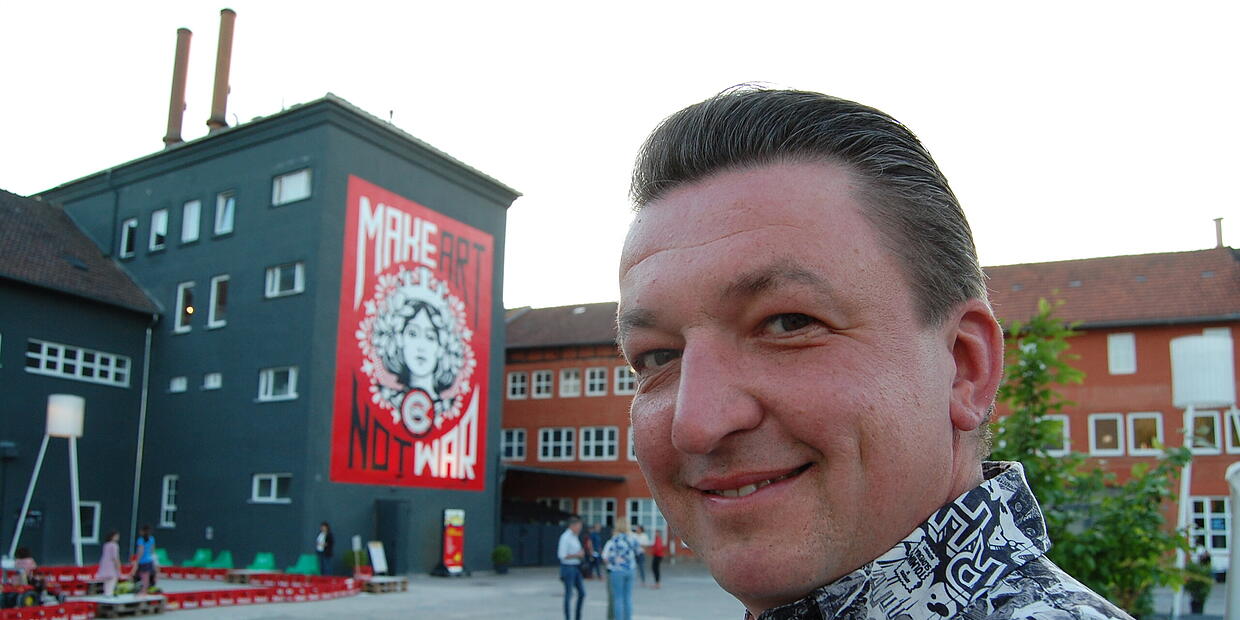 Als die Beatsteaks auf einem Sportplatz bei Coburg spielten