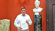 Der Direktor des Richard-Wagner-Museums, Sven Friedrich, mit seinem Buch.Michael Benz Der Direktor des Richard-Wagner-Museums, Sven Friedrich, mit seinem Buch.Michael Benz