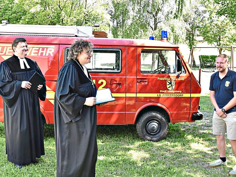 Martin Willun dirigierte den Jubelchor, der mit seinen Vorträgen den Gottesdienst musikalisch umrahmte. Martin Willun dirigierte den Jubelchor, der mit seinen Vorträgen den Gottesdienst musikalisch umrahmte.