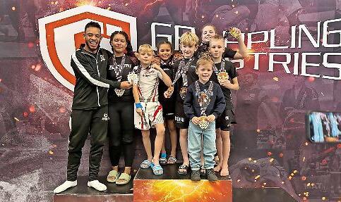 Erfolgreiches Nachwuchsteam von Gymray Bamberg: Platz 1 bei Grappling Industries in Berlin. Erfolgreiches Nachwuchsteam von Gymray Bamberg: Platz 1 bei Grappling Industries in Berlin.