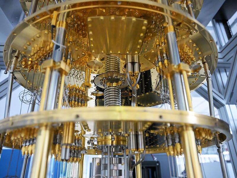 Inbetriebnahme des Quantencomputers