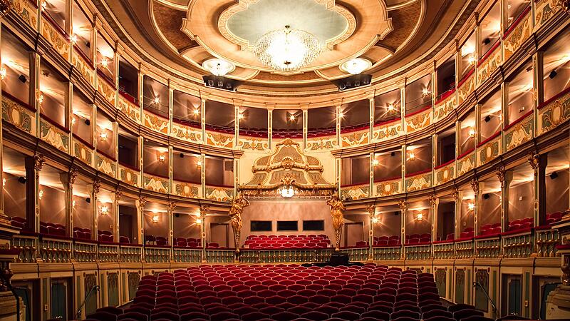 Im Erlanger Markgrafentheater sind die Besucherzahlen l&auml;ngst nicht  vorpandemischen Niveau angelangt.