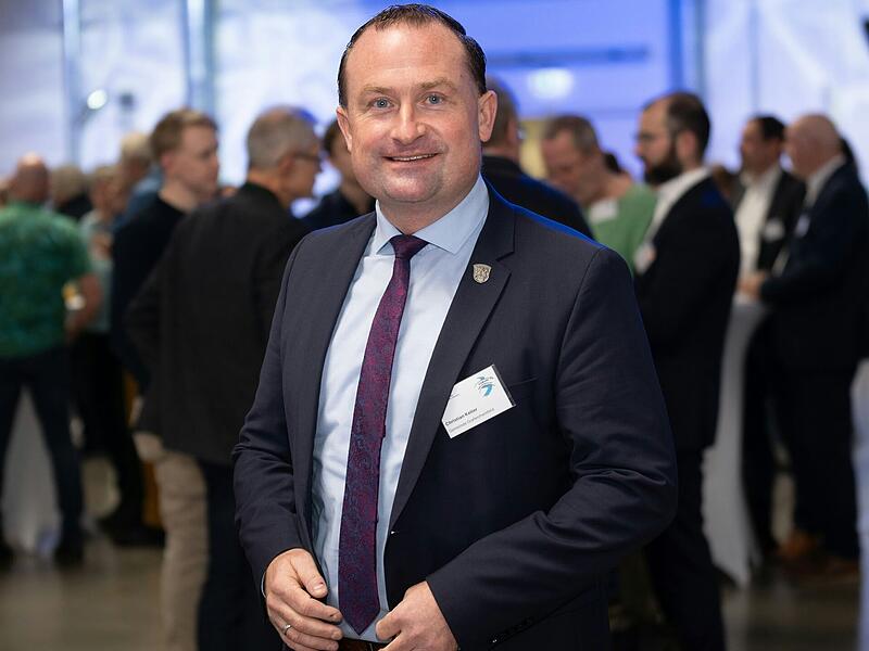 Christian Keller, Bürgermeister von Grafenrheinfeld (Lkr. Schweinfurt) fordert, den Prozess der Endlagersuche zu beschleunigen. Christian Keller, Bürgermeister von Grafenrheinfeld (Lkr. Schweinfurt) fordert, den Prozess der Endlagersuche zu beschleunigen.