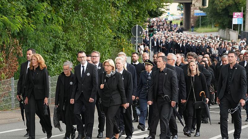 Trauerfeier für erschossenen Polizisten