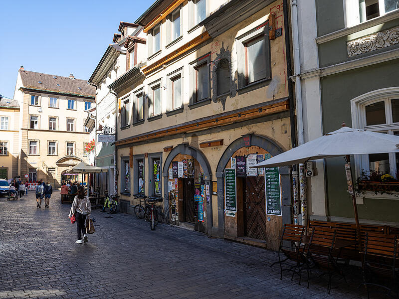 Obere Sandstra&szlig;e 20Ruin&ouml;ser Zustand in der Sandstra&szlig;e 20