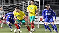 Philipp Hörnes (am Ball) erzielte in Haibach den 3:2-Siegtreffer für die DJK Don Bosco Bamberg.