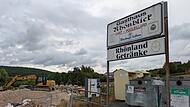 Nur das alte Schild erinnert noch daran, dass die ehemalige Premicher Disco zuletzt "Gasthaus Rhönblick" hieß und man dort Dart und Poolbillard spielen konnte.