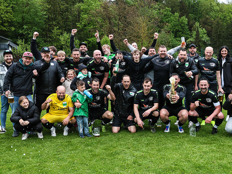 Gro&szlig;er Jubel bei der SG Stockheim/Burggrub: Sie steht als Meister der A-Klasse 4 fest.