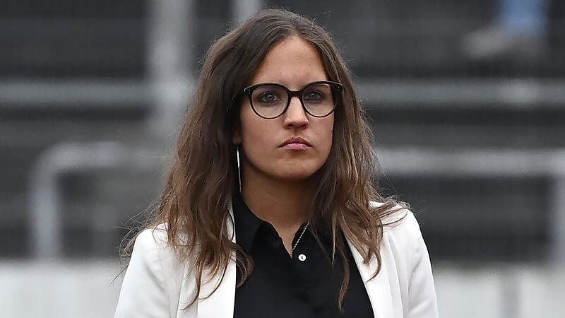 Nicole Kalemba beim Spiel der SpVgg Bayreuth  gegen den FC W&uuml;rzburger Kickers.