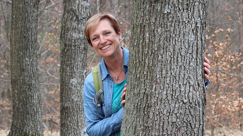 Gabi L&ouml;sch liebt es, in der Natur unterwegs zu sein.