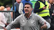 Will mit seinem TSV Mönchröden endlich mal zwei Siege in Folge einfahren: Coach Achim Engel