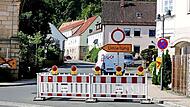 Die Lindauer Straße ist derzeit wegen Kanalarbeiten nur für Anlieger befahrbar. Die Lindauer Straße ist derzeit wegen Kanalarbeiten nur für Anlieger befahrbar.
