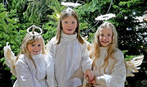 Die „Trechertzer Engerla“ Nala, Martha und Ida. Die „Trechertzer Engerla“ Nala, Martha und Ida.