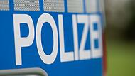 Die Polizei sucht nach Zeugen. Die Polizei sucht nach Zeugen.