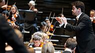 Dirigent Lahav Shani und die Münchner Philharmoniker