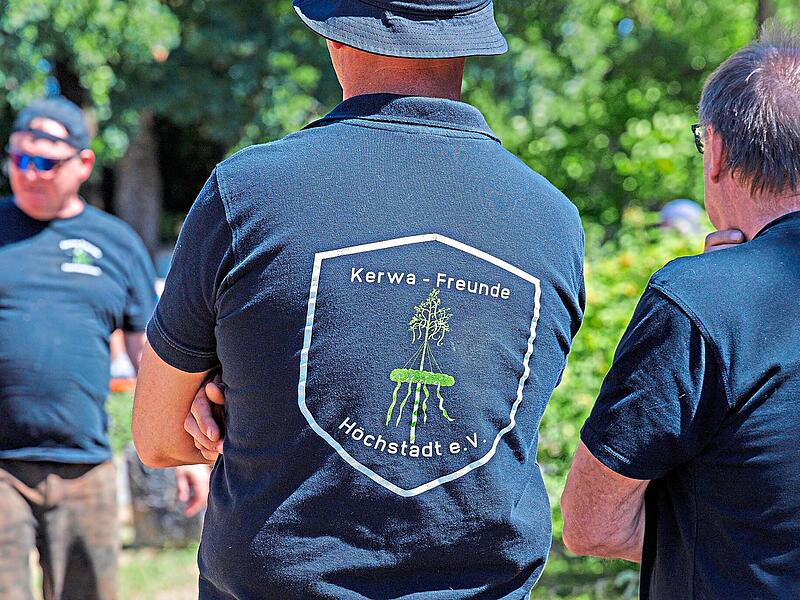 Die Kerwa-Freunde kümmerten sich um einen reibungslosen Ablauf. Die Kerwa-Freunde kümmerten sich um einen reibungslosen Ablauf.