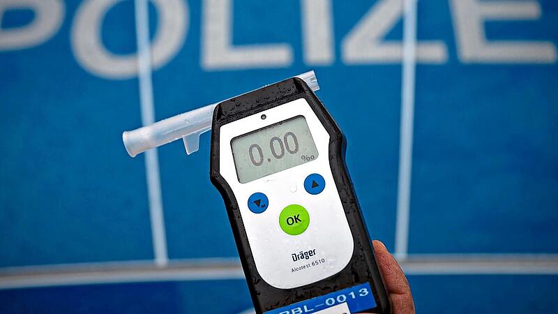 Ein Alcotest-Messgerät, wie es bei Polizeikontrollen eingesetzt wird.Soeren Stache/dpa Ein Alcotest-Messgerät, wie es bei Polizeikontrollen eingesetzt wird.Soeren Stache/dpa