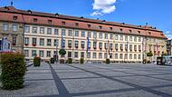 Sieht leer und ungemütlich aus: Der Maxplatz in Bamberg hätte eine Belebung dringend nötig.