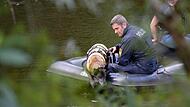 Ein Mann ist tot aus einem Kanal in Berlin geborgen worden. Jetzt hat sich seine Identität herausgestellt.