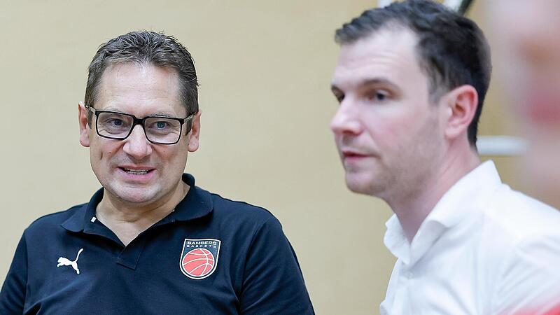 Gesellschafter Stefan Schraner (links)  im Gespr&auml;ch mit Gesch&auml;ftsf&uuml;hrer Philipp H&ouml;hne.