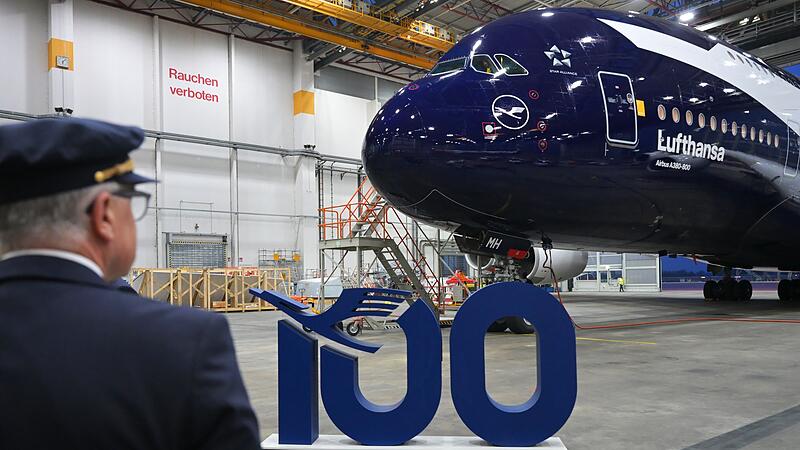 Lufthansa Airbus in Jubil&auml;umslackierung