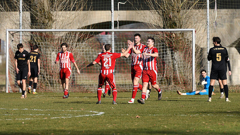 Hermannsberg-Breitbrunn sicherte sich beim 3:3 beim FC Haßfurt einen Punkt. Hermannsberg-Breitbrunn sicherte sich beim 3:3 beim FC Haßfurt einen Punkt.