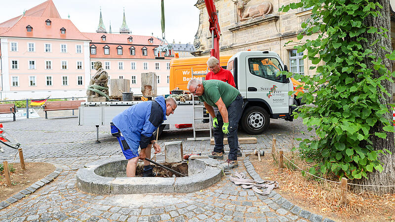 Fischbrünnlein am Kranen Bamberg Das Fischbrünnlein am Kranen hat seit rund zwei Jahren kein Wasser mehr gegeben. Jetzt wird der Trinkwasserbrunnen repariert und saniert.