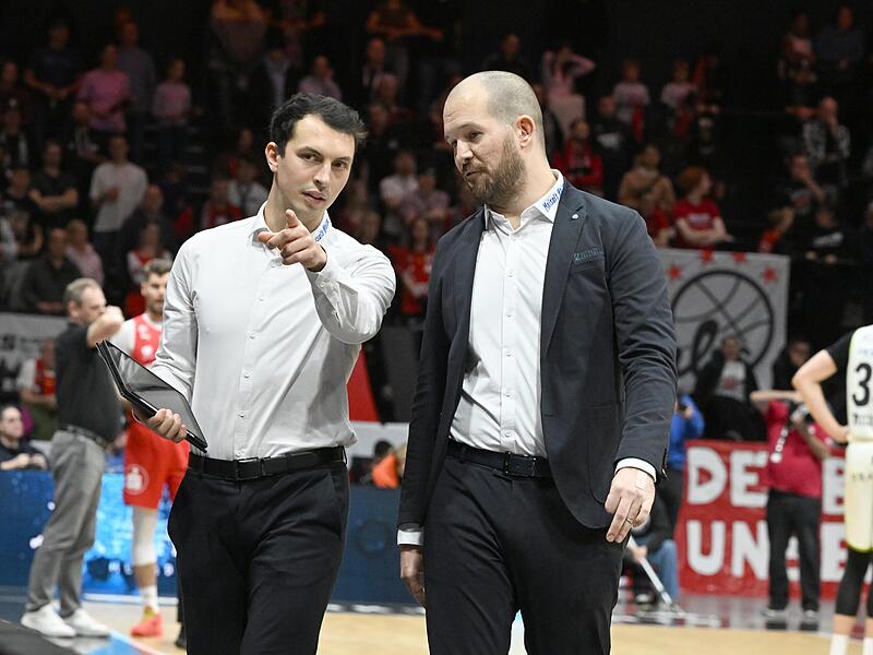 Florian Wedell (rechts) wurde von seinen Aufgaben als BBC-Cheftrainer entbunden. Assistenztrainer Lukas Hofer (links) &uuml;bernimmt mit Nils Scheller interimsweise.