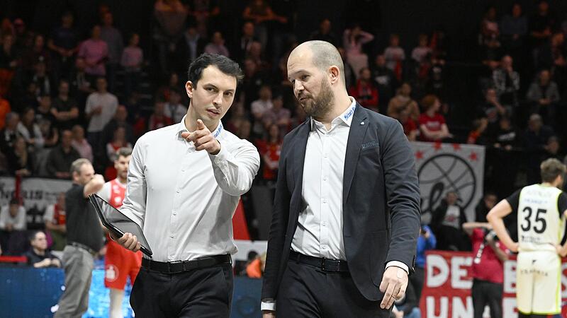 Florian Wedell (rechts) wurde von seinen Aufgaben als BBC-Cheftrainer entbunden. Assistenztrainer Lukas Hofer (links) &uuml;bernimmt mit Nils Scheller interimsweise.