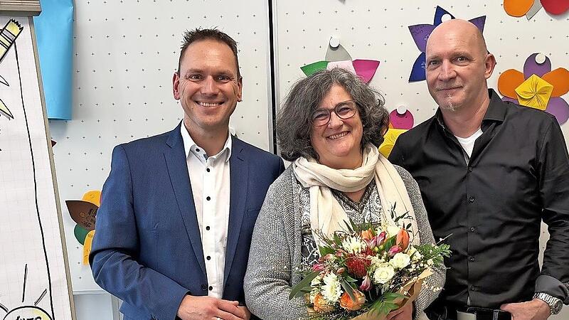 Von links B&uuml;rgermeister Mario G&ouml;tz, Andrea Leser, Frank von Schoen