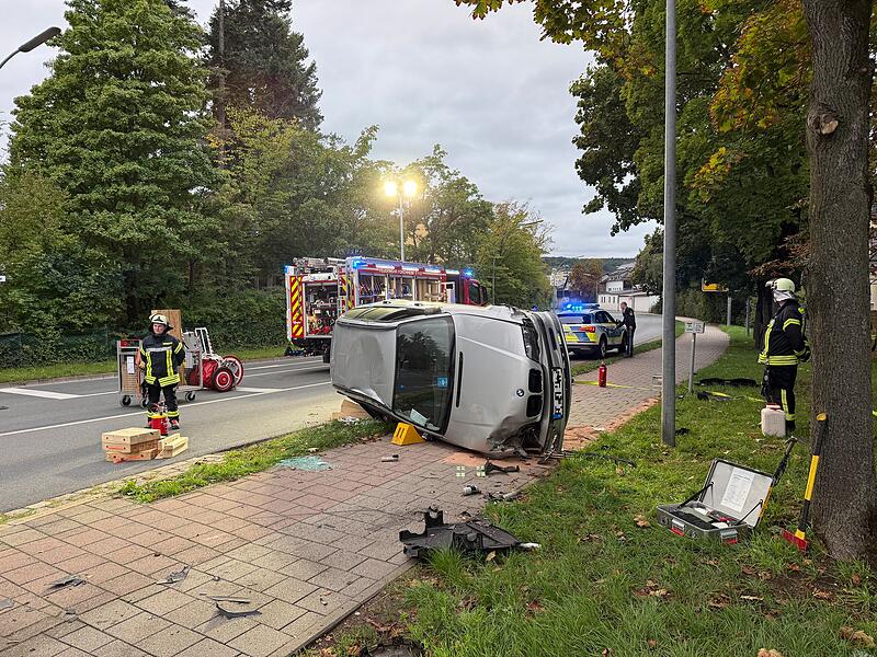 Unfall auf der Adenauerallee in Forchheim.