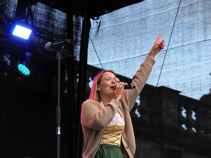 Stimmung beim Schlossplatzfest 2023 in Coburg