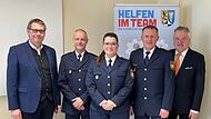 Die Polizeiinspektion Stadtsteinach hat mit Victoria Troyke eine neue Leiterin. Mit im Bild (von links.: B&uuml;rgermeister Roland Wolfrum, Vorg&auml;nger Marco Gottesmann, Polizeipr&auml;sident  Armin Schmelzer  und Landrat Klaus Peter S&ouml;llner.
