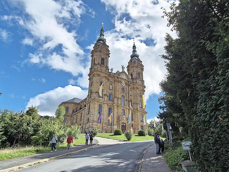 Im Sommer 2026 wird es im &bdquo;Schatten der Basilika&ldquo; ein buntes Kulturprogramm mit drei Terminen geben.