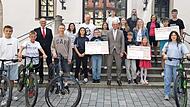 Auf gro&szlig;es Interesse stie&szlig; das Schulradeln im vergangenen Jahr. Das Bild entstand bei der Siegerehrung.