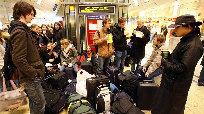 Die Klassenfahrt per Bahn wird mit steigenden Benzinpreisen und 49-Euro-Ticket eine Alternative.